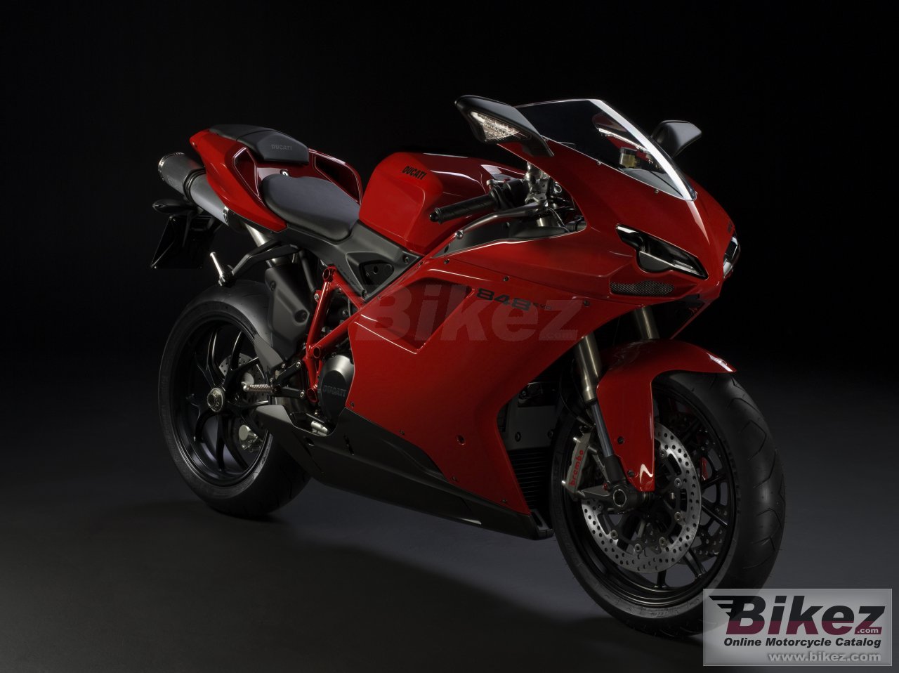 Big Ducati 848 evo picture and wallpaper from Bikez.com